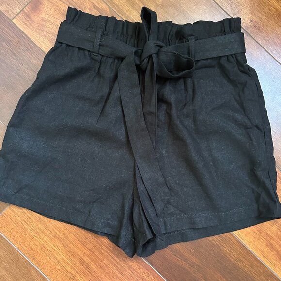 Womens Shorts Bundle Size Large - Picture 2 of 8